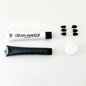 Cream Makeup and 3 Eyeshadow Applicators with Free Sponge